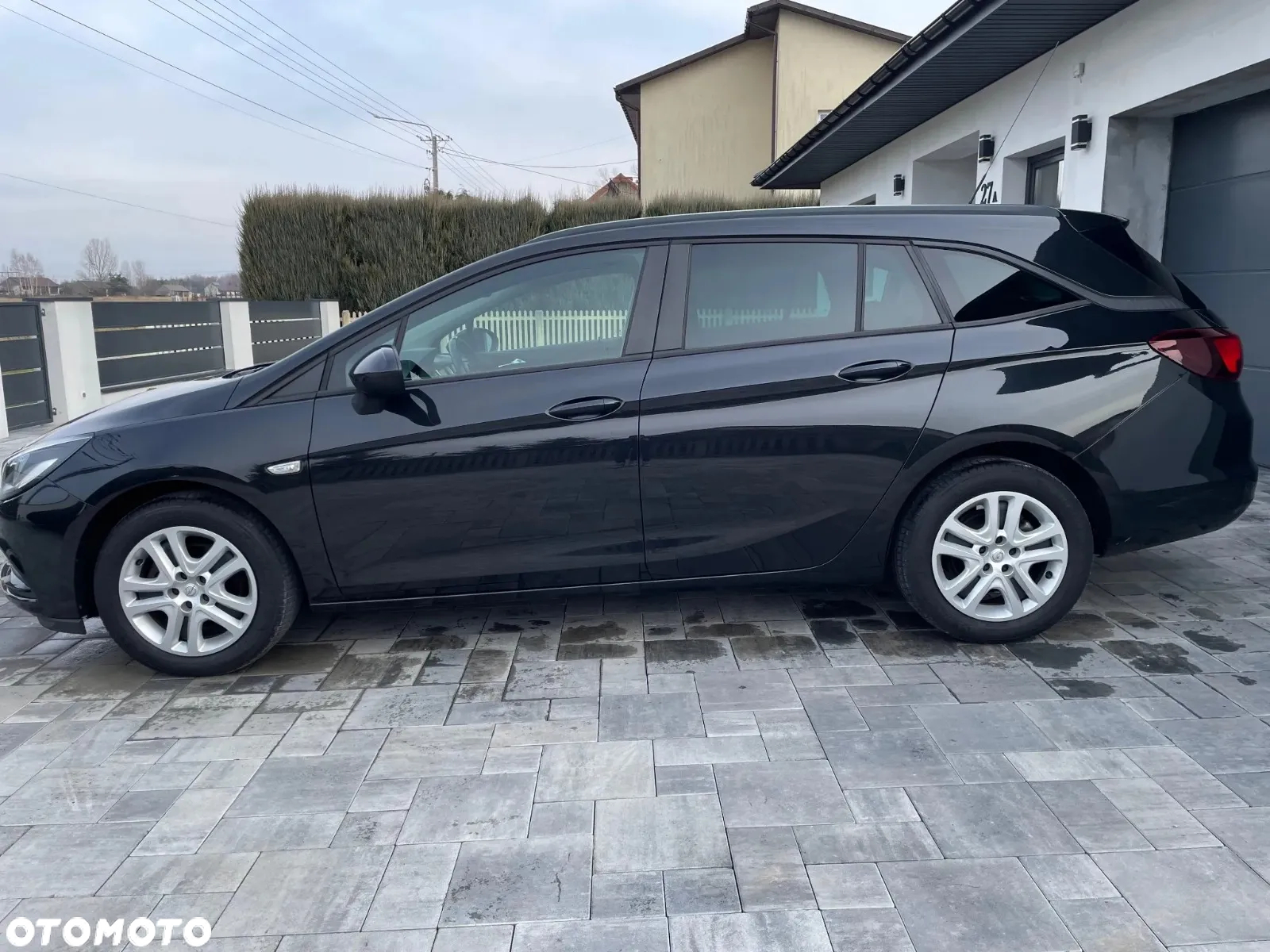 Opel Astra 1.4 Turbo 120 Jahre - 5