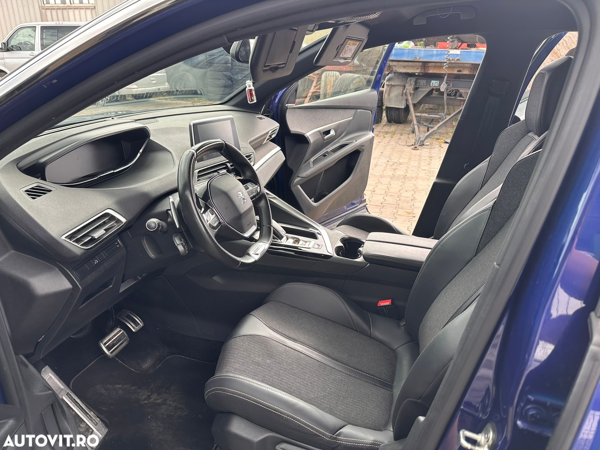 Peugeot 3008 1.6 PureTech Turbo S&S EAT8 GT-Line - 12