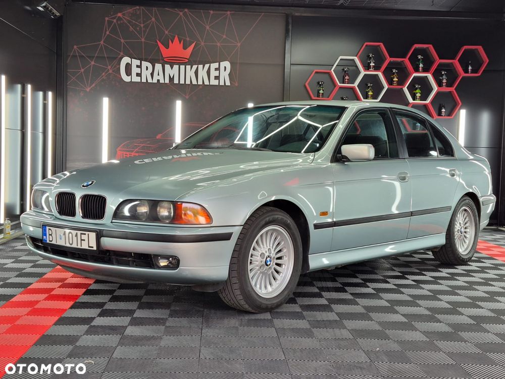 BMW Seria 5 520i - 1