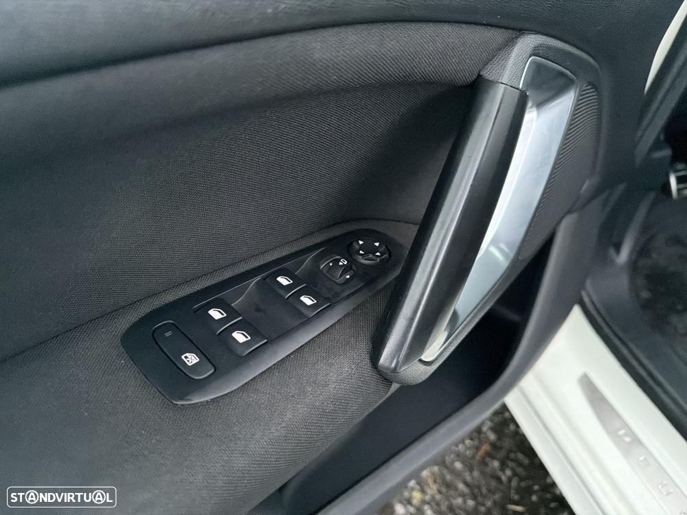 Peugeot 308 SW 1.6 BlueHDi Allure J18 - 17