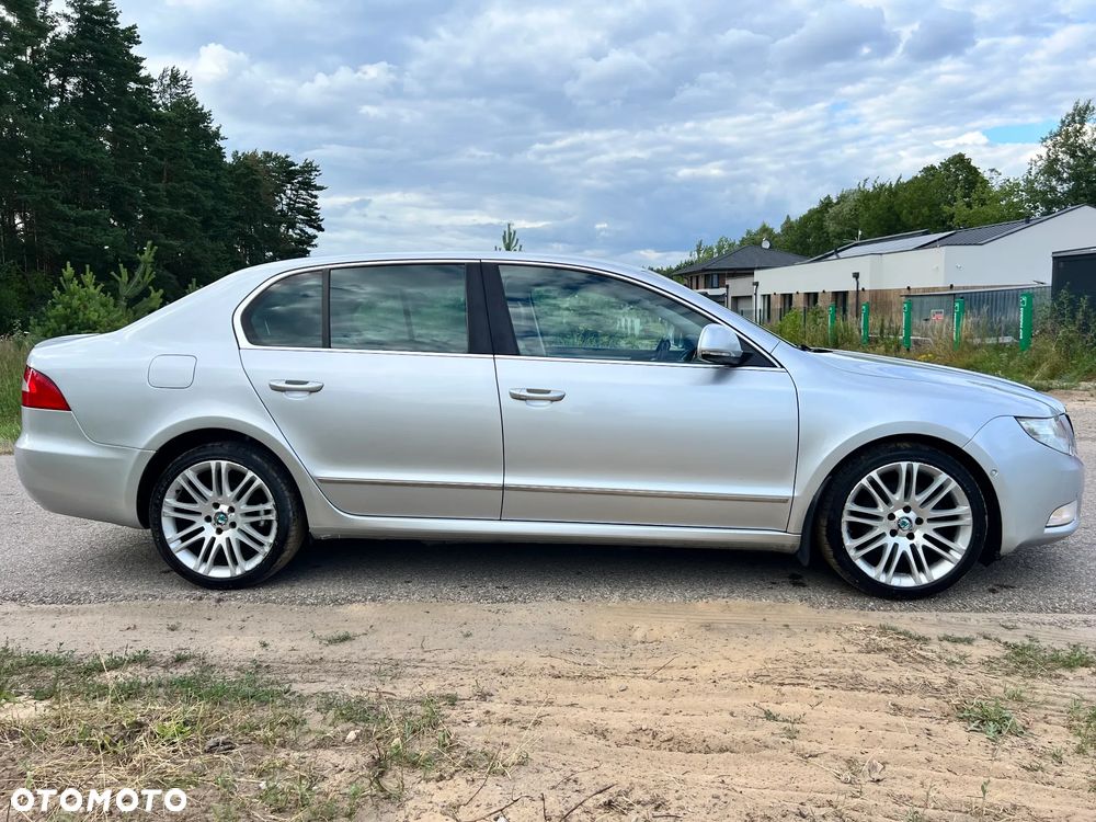 Skoda Superb 2.0 TSI Platinum DSG - 4