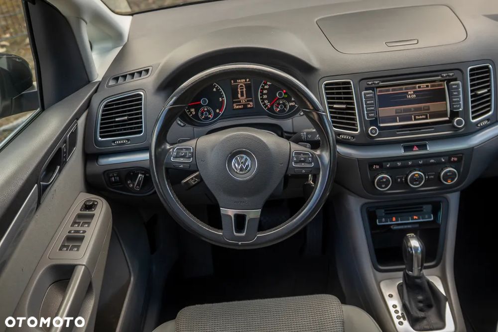 Volkswagen Sharan 2.0 TDI DSG BlueMotion Technology Comfortline - 20