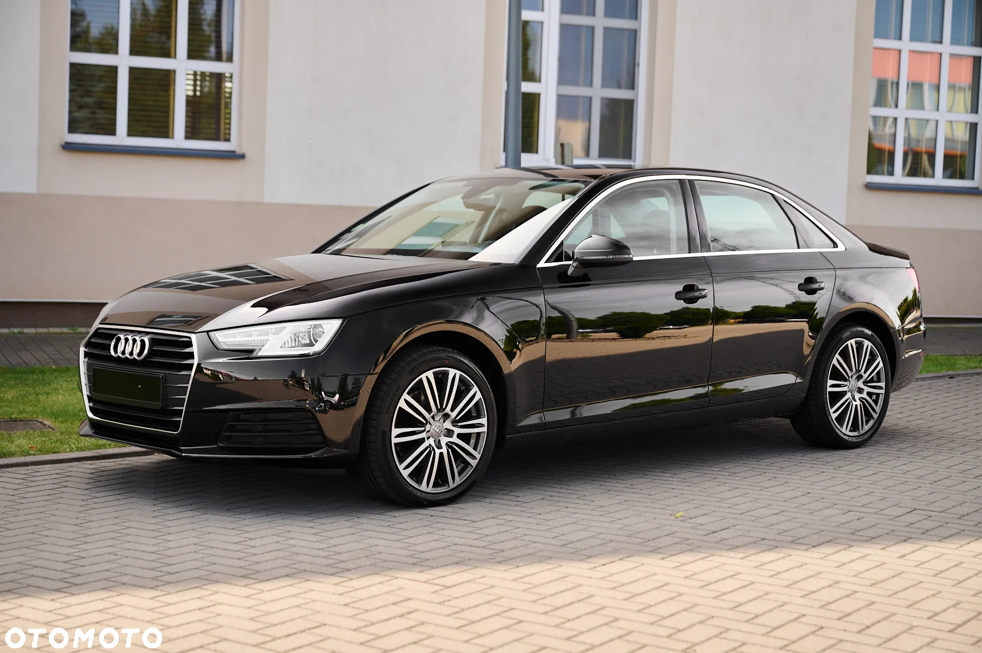 Audi A4 2.0 TDI ultra S tronic design - 7