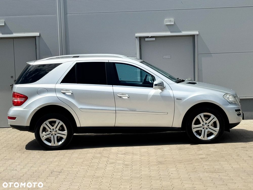 Mercedes-Benz ML 300 CDI 4Matic 7G-TRONIC DPF BlueEFFICIENCY - 5