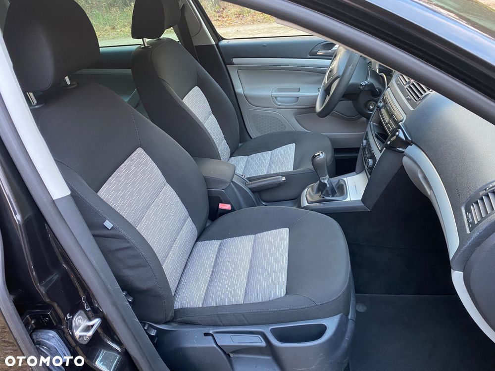 Skoda Octavia 1.6 TDI DPF Ambiente - 7