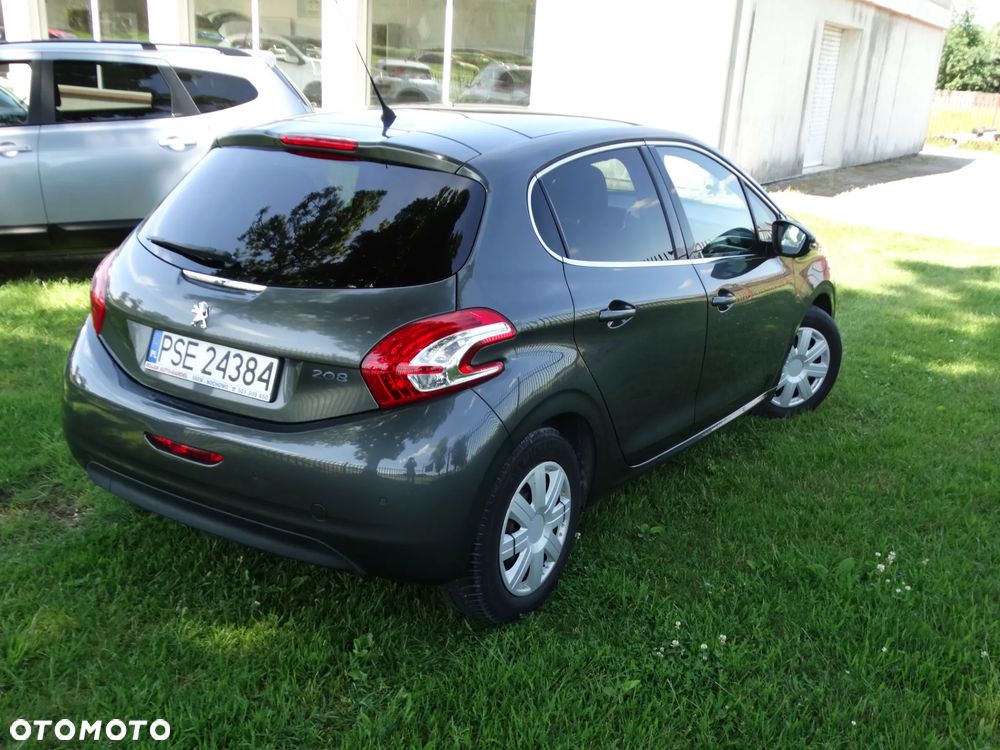 Peugeot 208 - 2