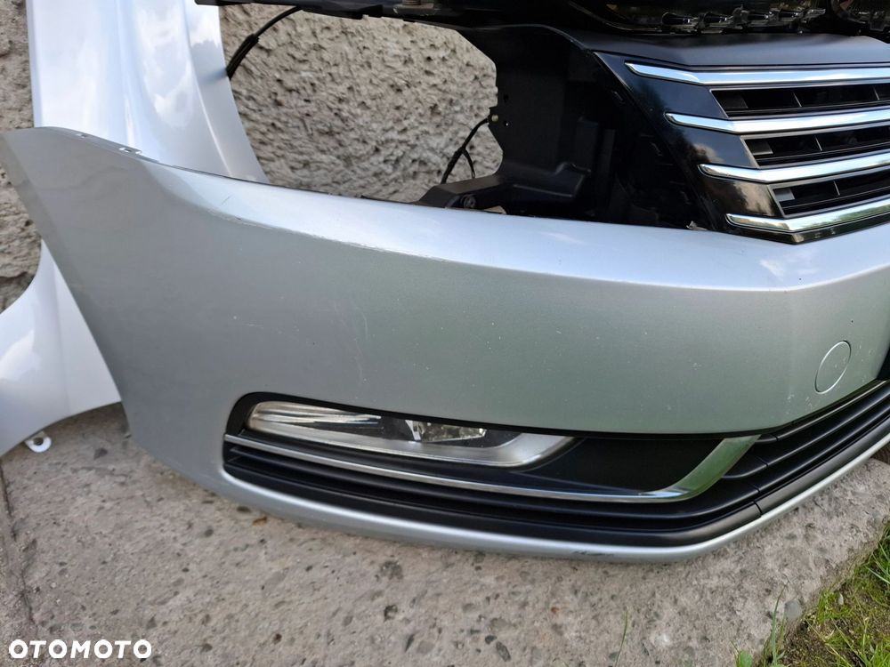 WZMOCNIENIE PAS KOMPLETNY PRZÓD VW PASSAT B7 - 3