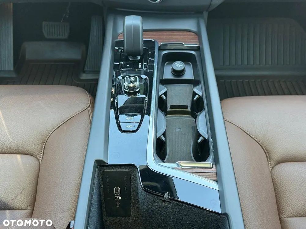 Volvo XC 60 B5 B AWD Plus Bright - 14