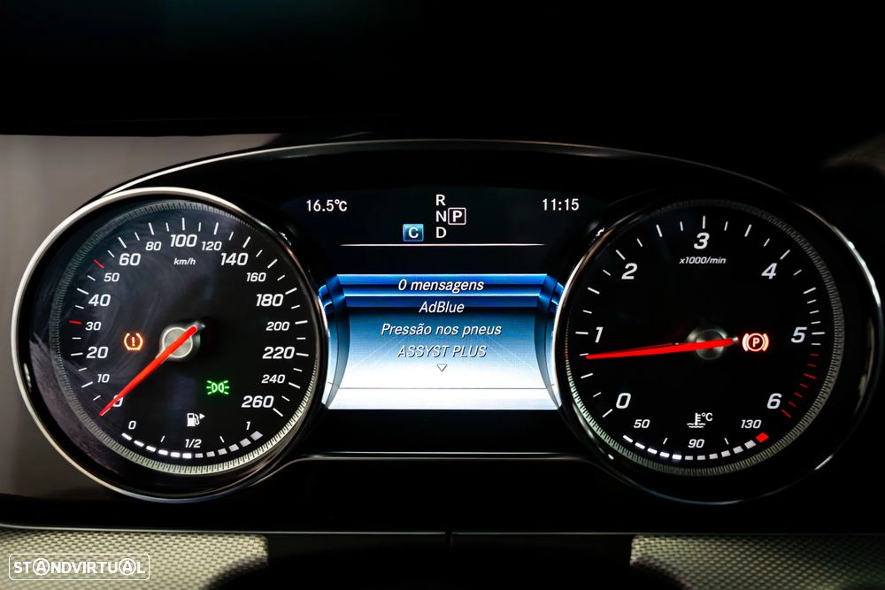 Mercedes-Benz E 220 d AMG Line - 50
