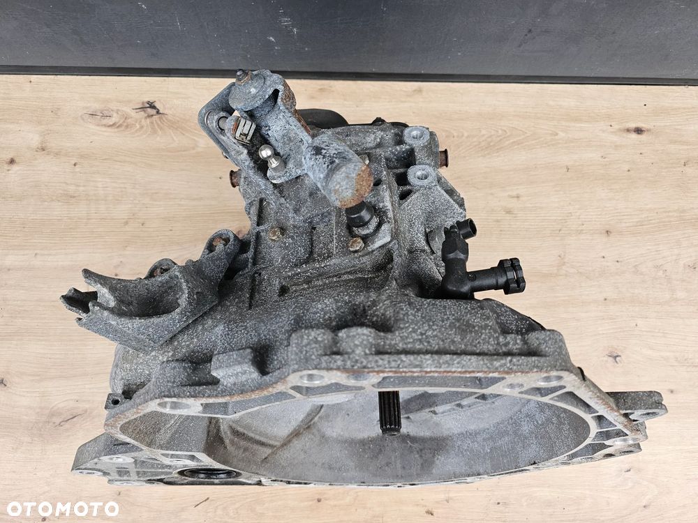SKRZYNIA BIEGÓW MANUAL OPEL ASTRA J 1.6 A16XER BENZYNA F17 S394 100% OK - 4