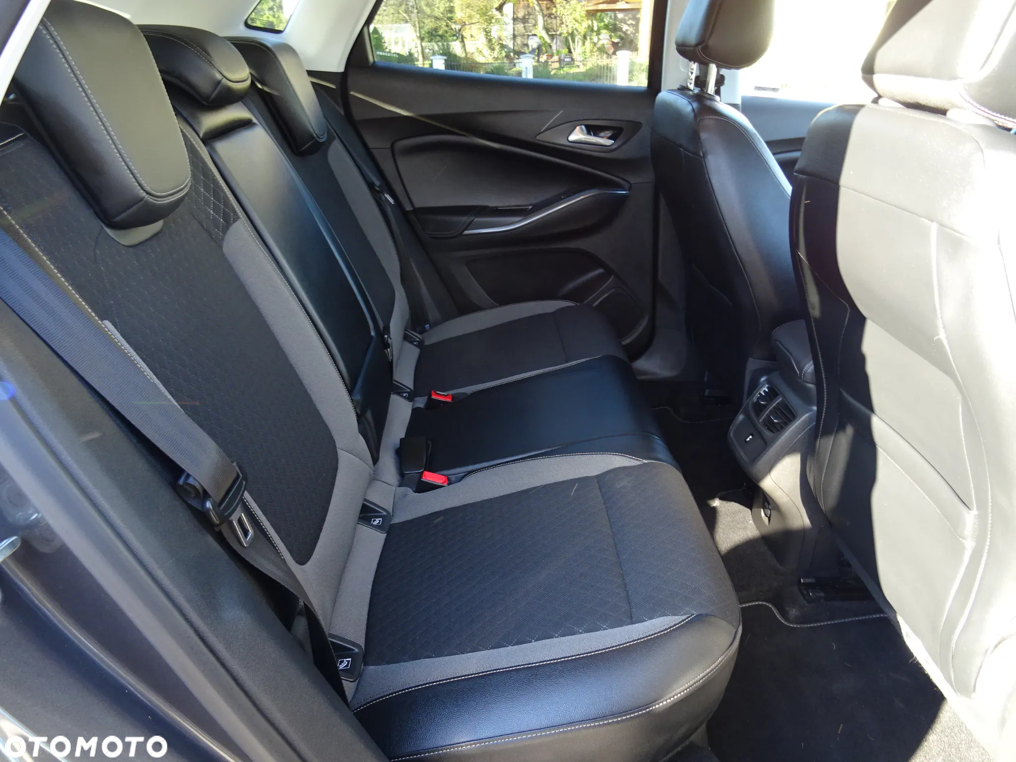 Opel Grandland X 1.2 Start/Stop Automatik Ultimate - 7