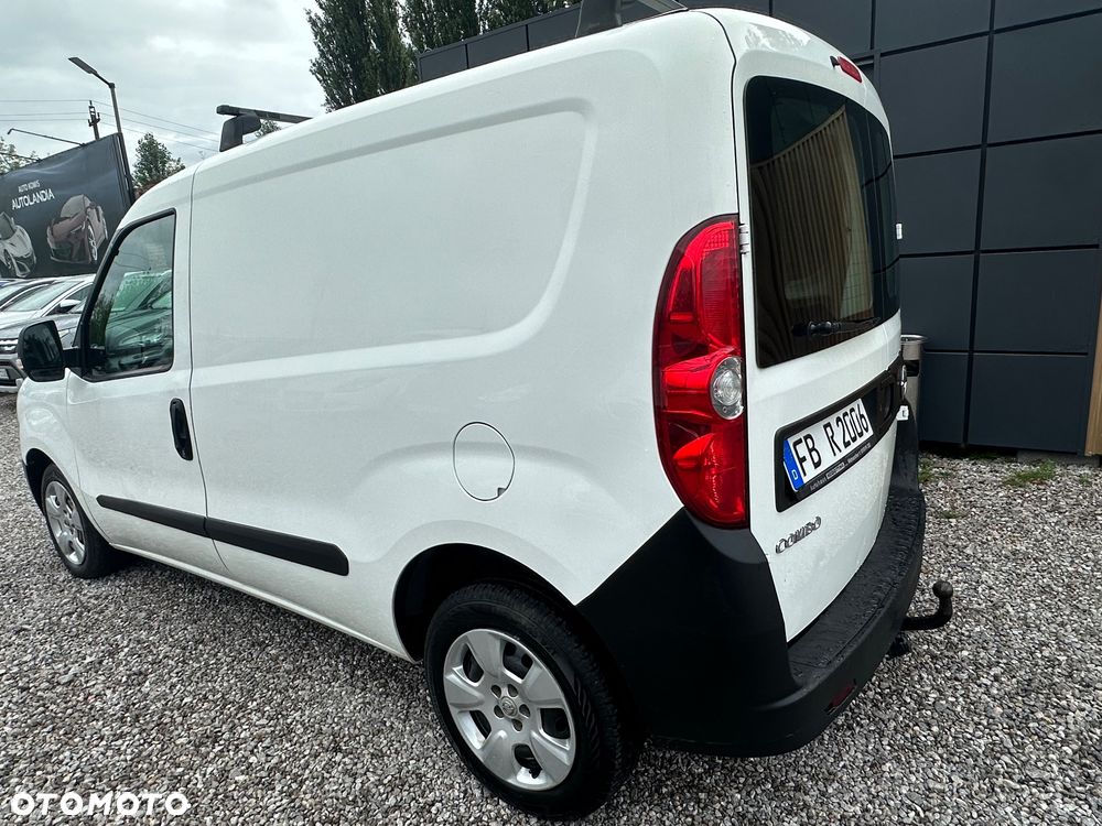 Opel Combo - 8