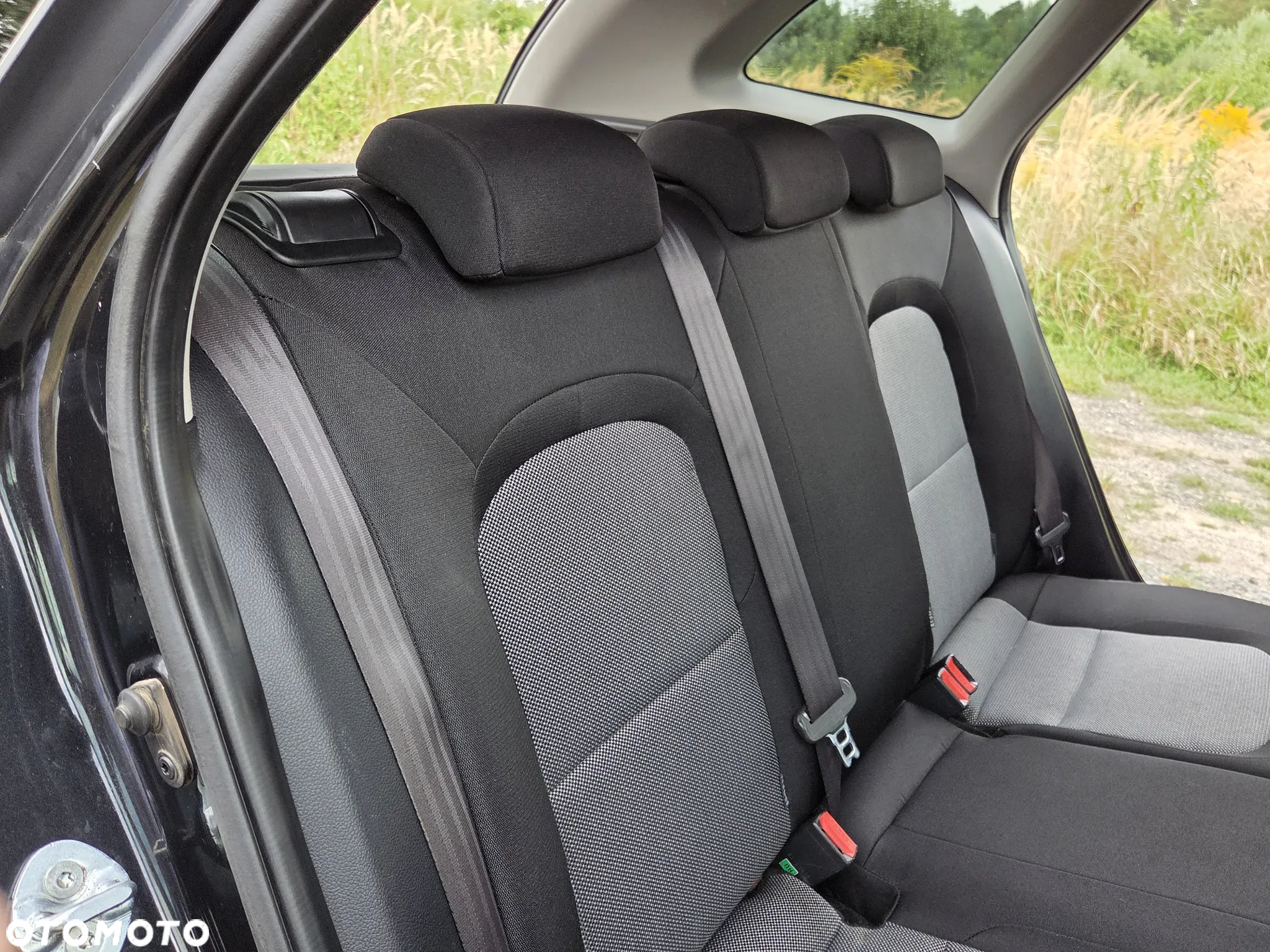 Kia Ceed - 25