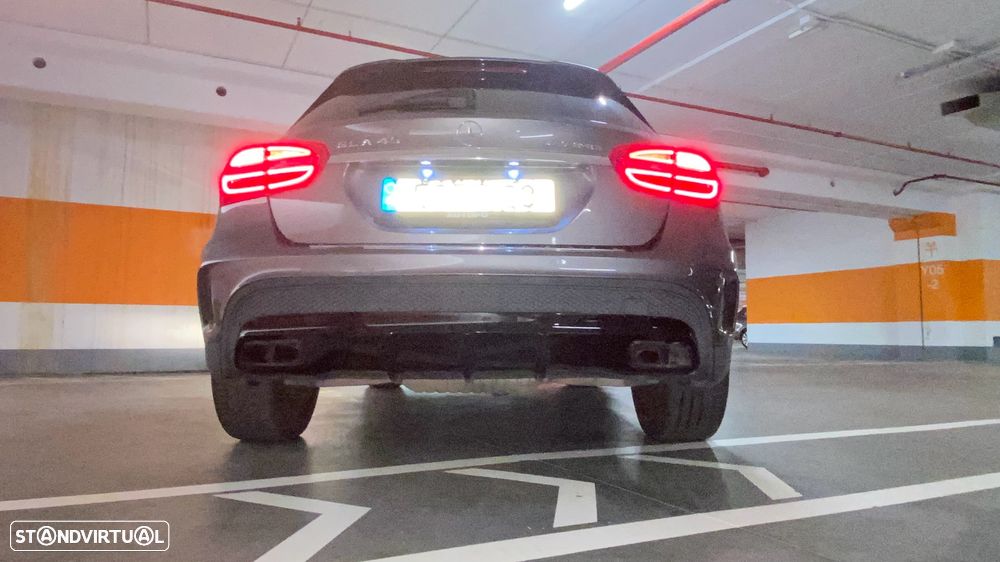 Mercedes-Benz GLA 45 AMG 4Matic 7G-DCT Edition 1 - 21