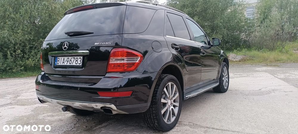 Mercedes-Benz ML - 11