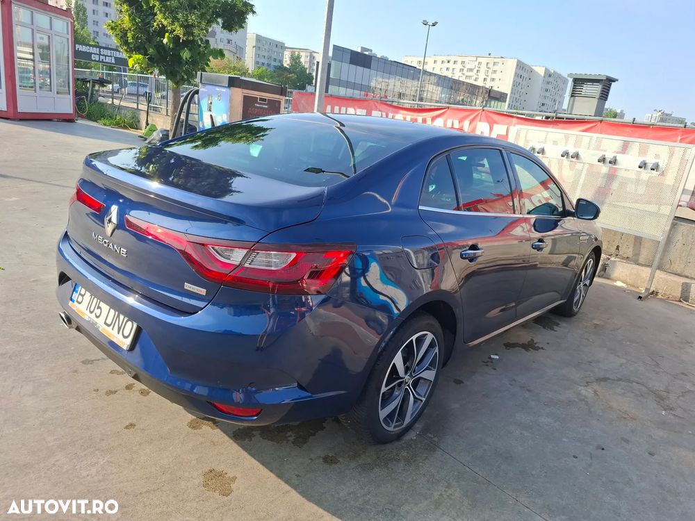 Renault Megane 2018 photo 3