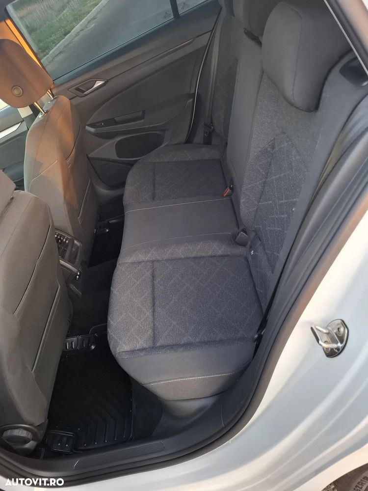 Volkswagen Golf 2.0 TDI Comfortline - 10