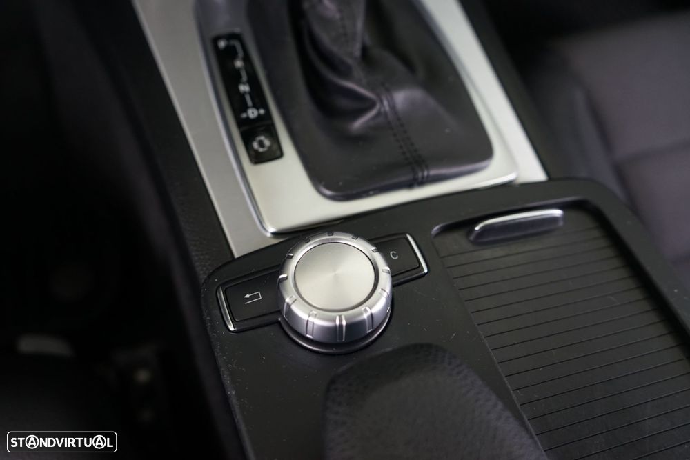 Mercedes-Benz C 180 BlueEFFICIENCY 7G-TRONIC - 23