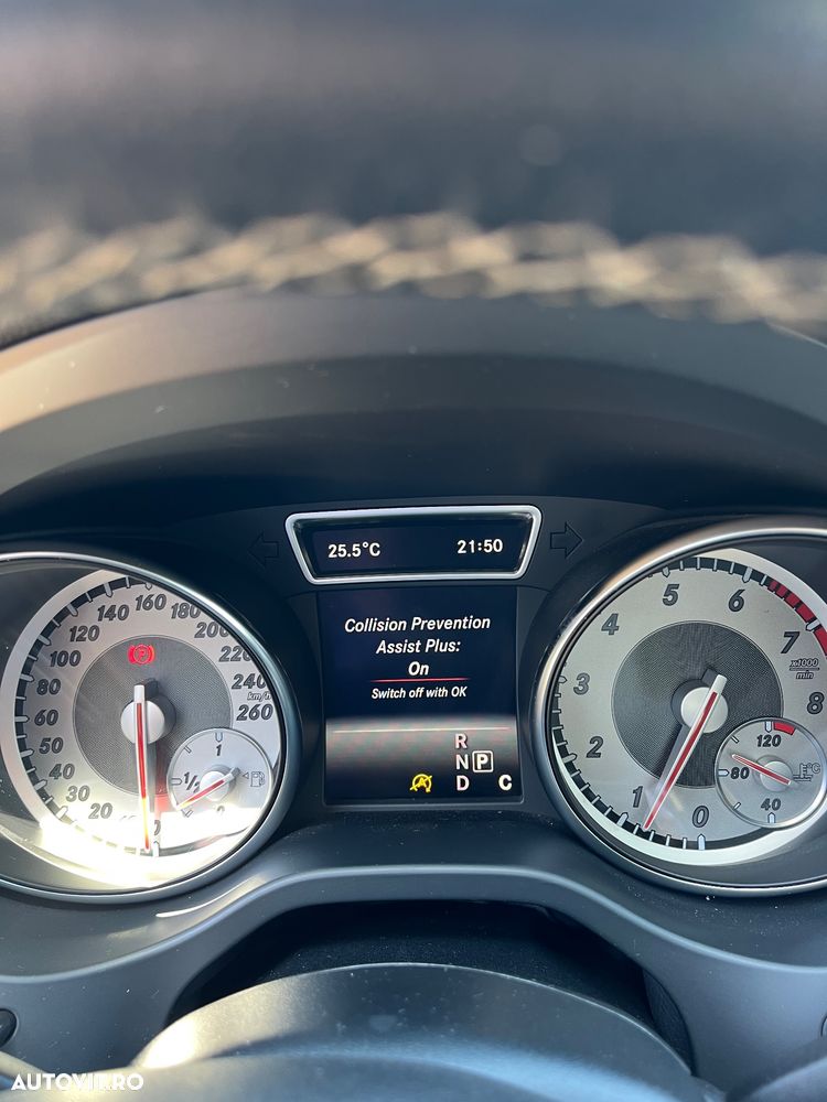 Mercedes-Benz GLA - 19