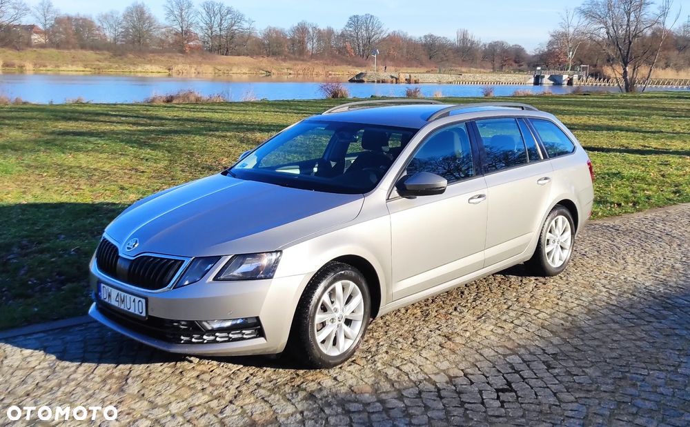 Skoda Octavia 2.0 TDI Ambition - 1