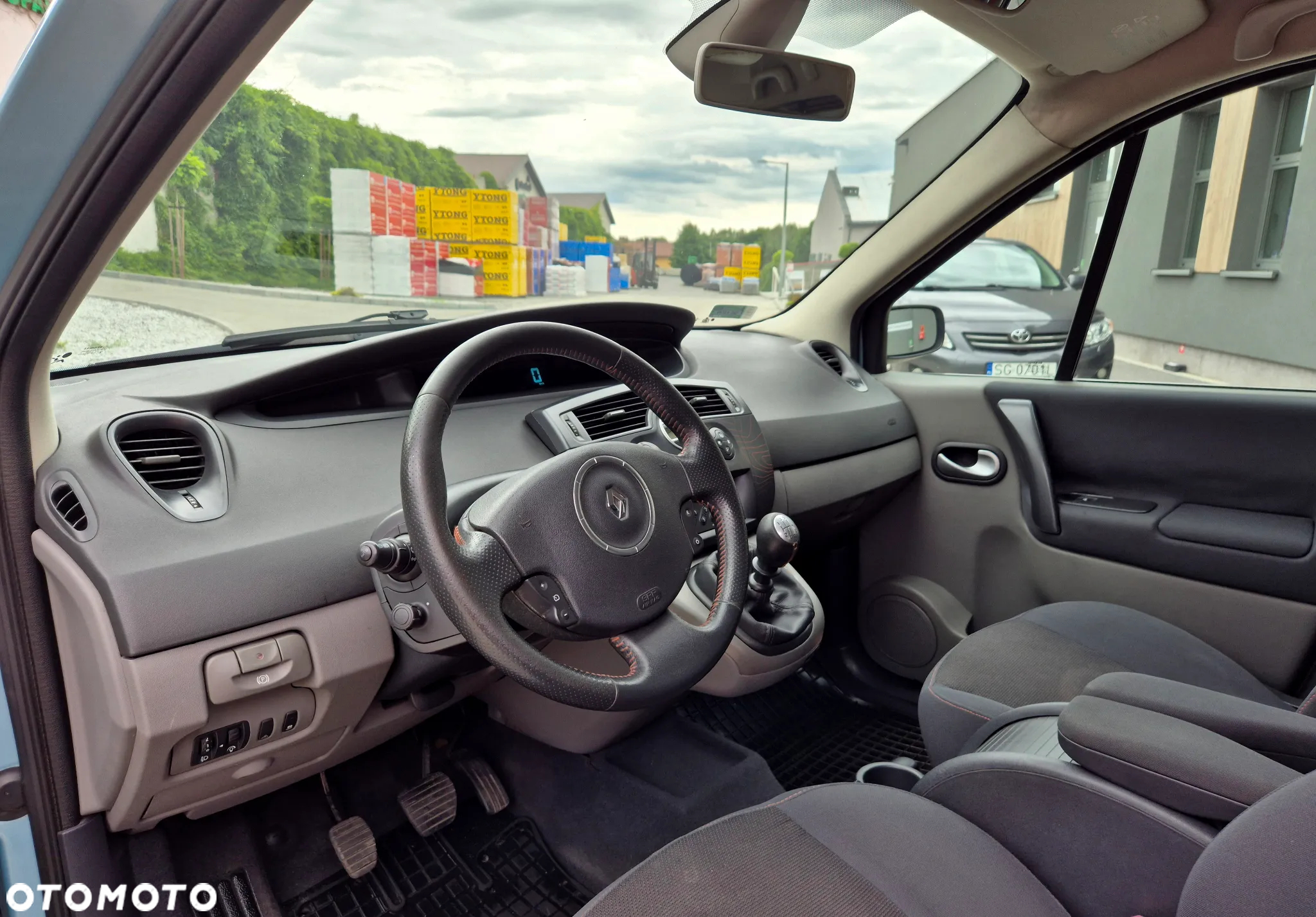 Renault Scenic 1.9 dCi FAP Conquest - 14