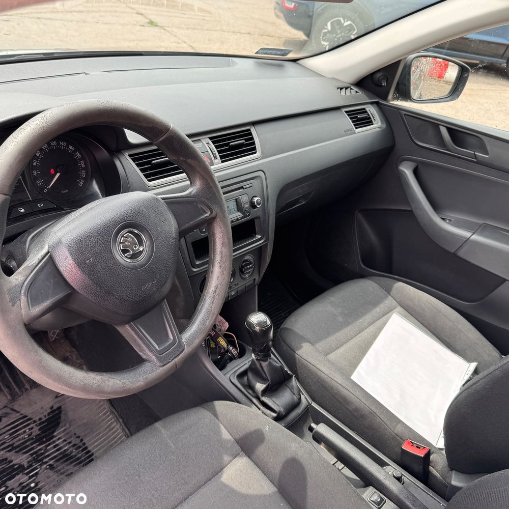 Skoda RAPID - 10
