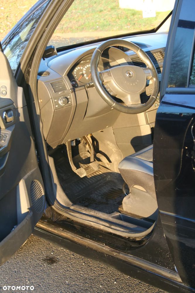 Opel Meriva 1.4 Essentia - 36