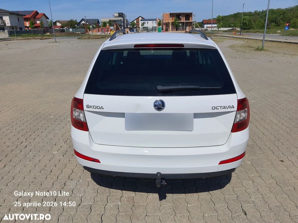 Skoda Octavia 2.0 TDI Style - 8