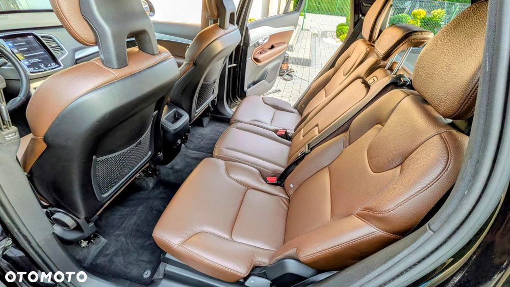 Volvo XC 90 D4 FWD Momentum - 11