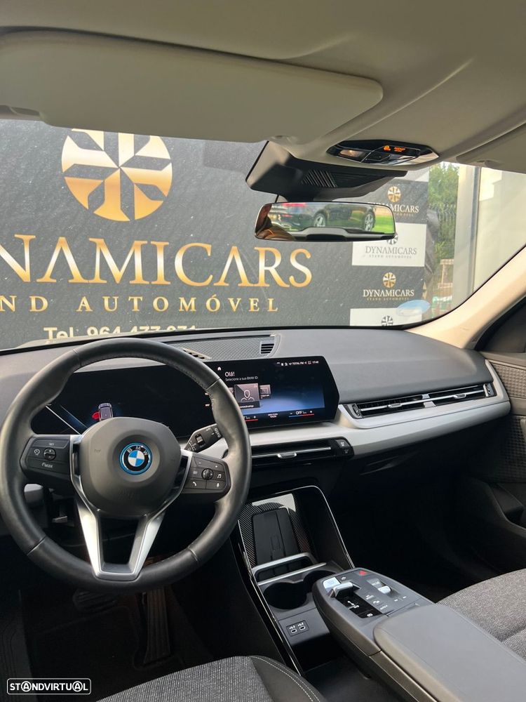 BMW iX1 xDrive30 Pack Desportivo M - 11