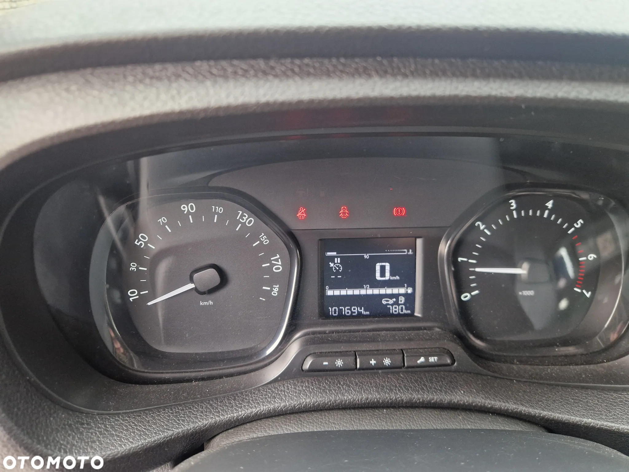 Opel Vivaro Kombi 2.0 CDTI Extra Long 3,1t Enjoy - 10