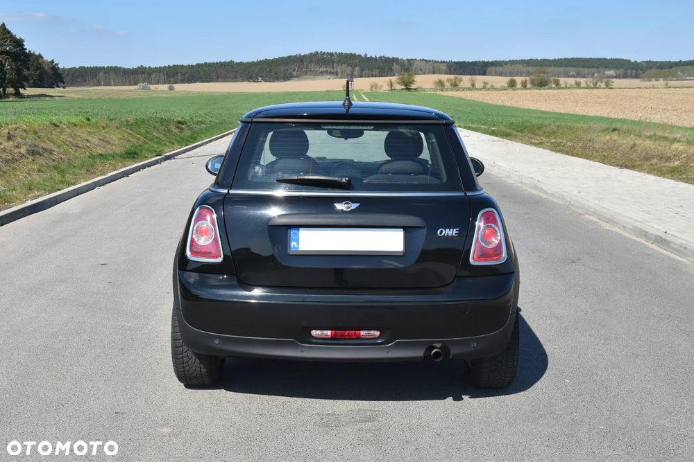 MINI ONE Standard - 12