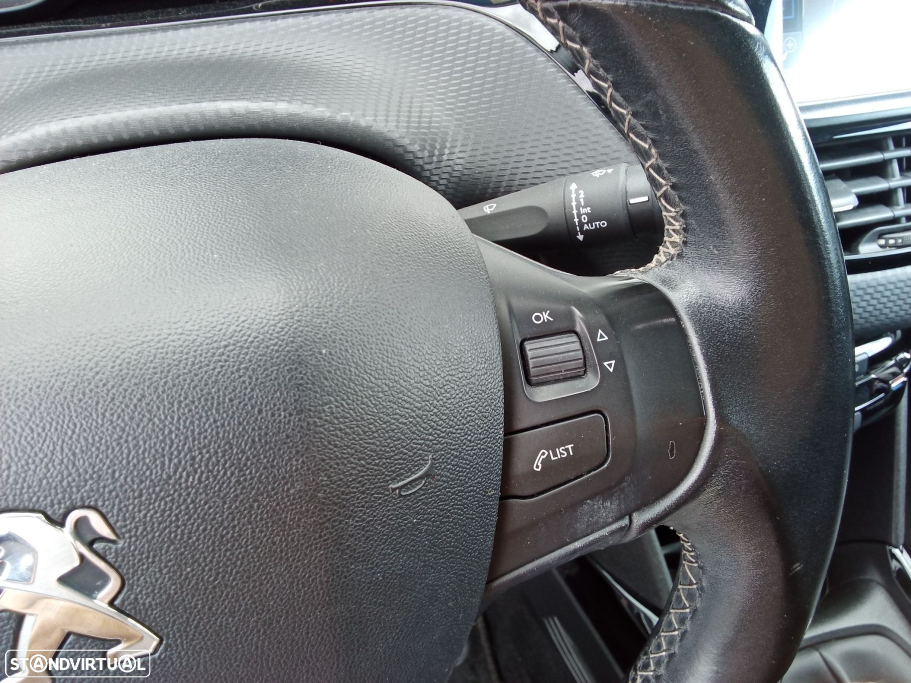 Peugeot 2008 1.2 VTi Active - 20