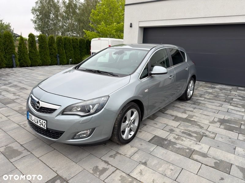 Opel Astra 1.4 Turbo Innovation - 4