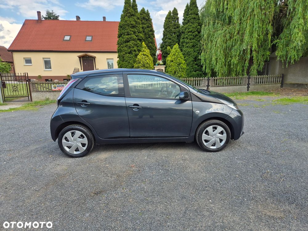 Toyota Aygo x-cite - 27