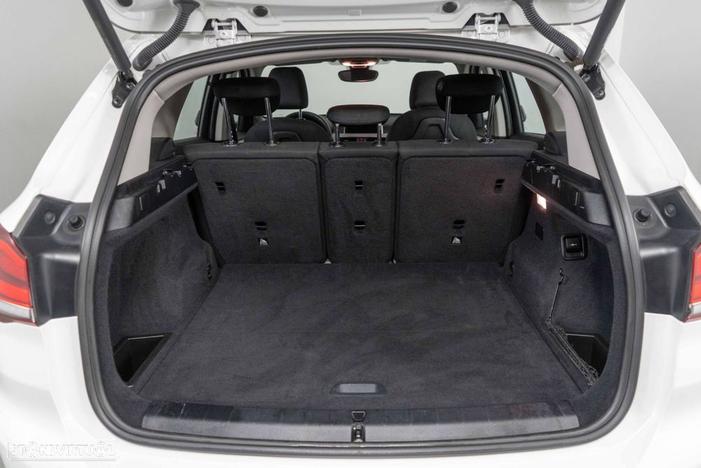 BMW X1 25 e xDrive Corporate Edition - 14