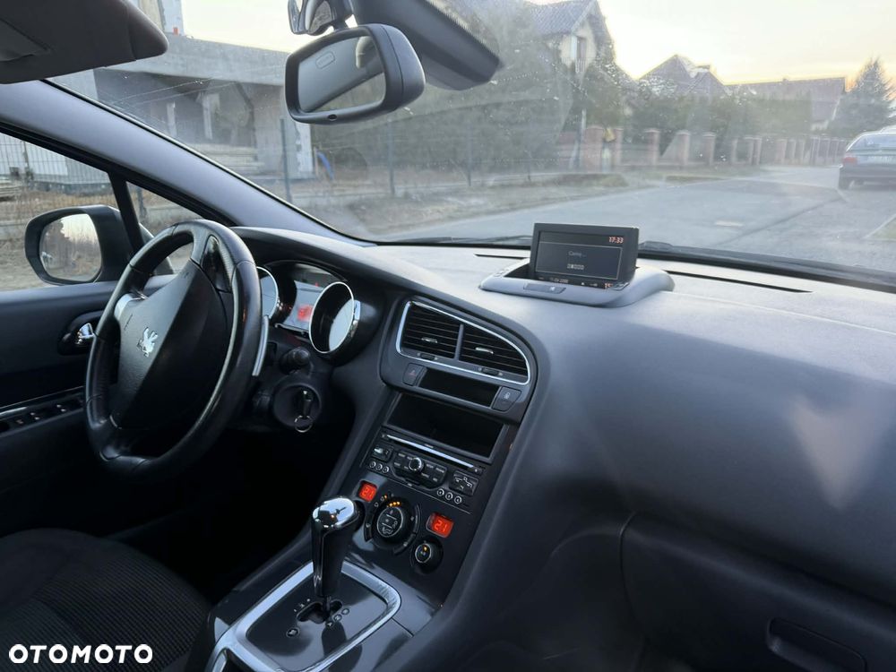 Peugeot 5008 1.6 HDi Premium - 16