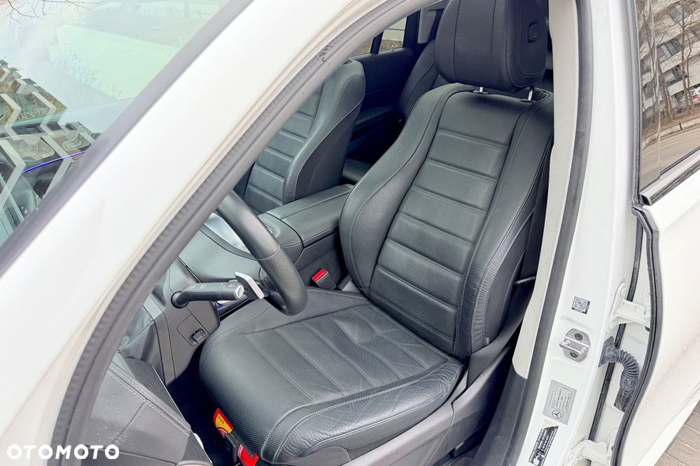 Mercedes-Benz GLS - 14