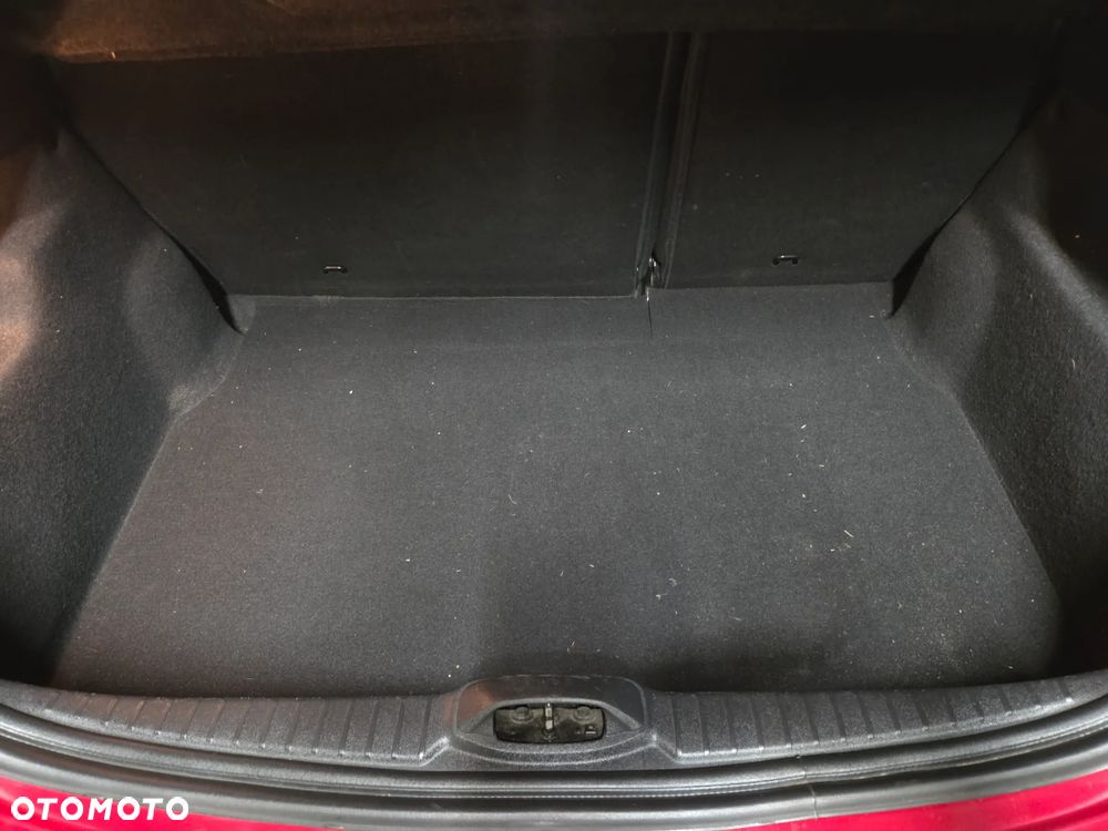Peugeot 208 1.2 PureTech Active - 10
