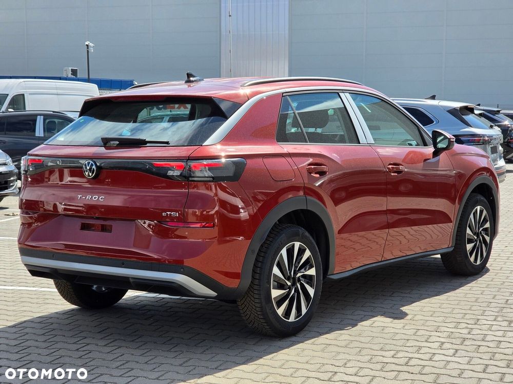 Volkswagen T-Roc 1.5 eTSI Life DSG - 9