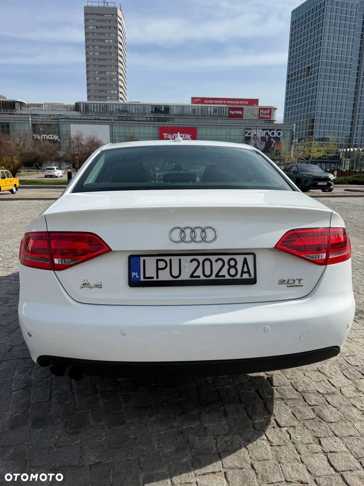Audi A4 Limousine 2.0 TFSI quattro S tronic Ambiente - 4