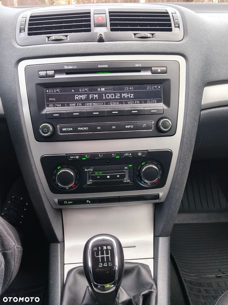 Skoda Octavia 2.0 TDI DPF Ambiente - 9