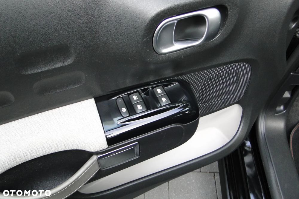 Citroën C3 1.2 PureTech Selection Elite - 16