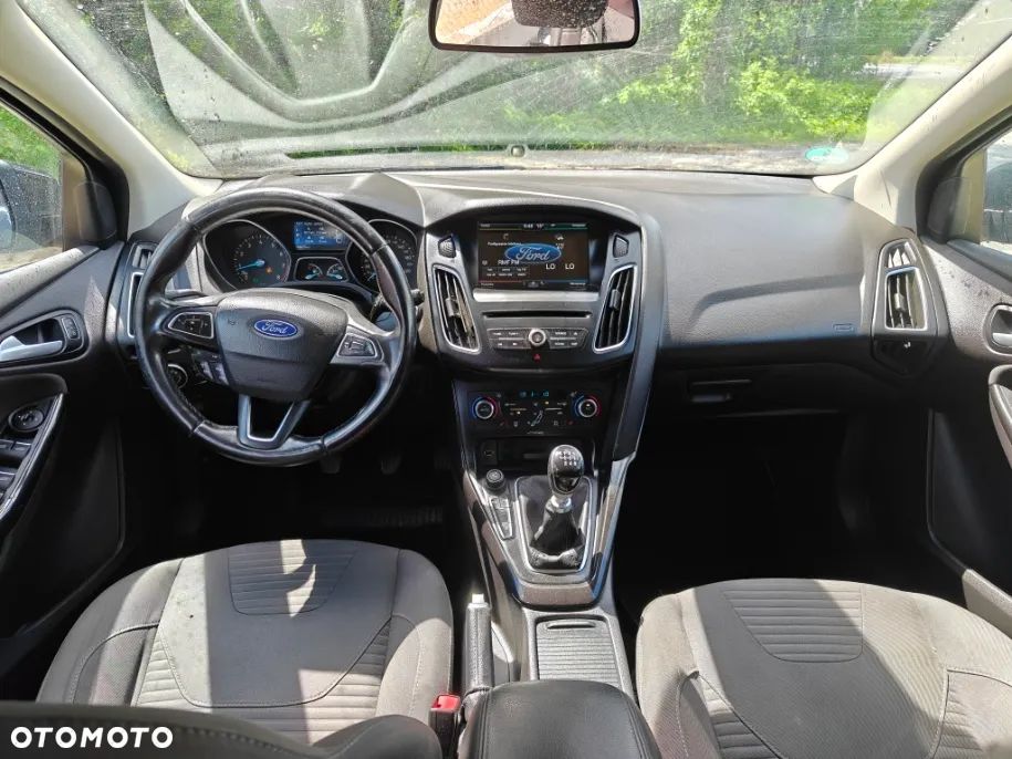Ford Focus 1.5 EcoBoost STart-Stopp-System TITANIUM - 13