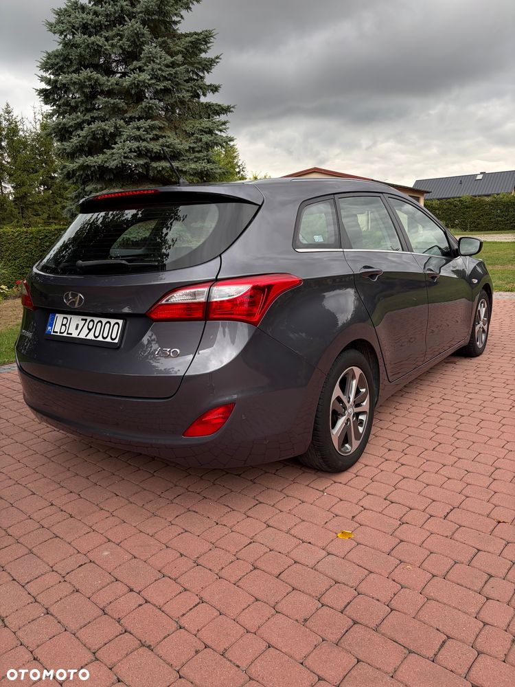 Hyundai i30 1.6 CRDi BlueDrive Comfort - 4