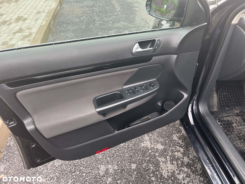 Volkswagen Golf 1.4 TSI Comfortline DSG - 5