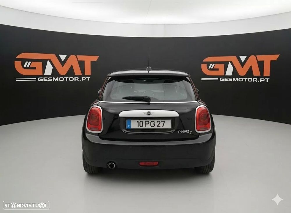 MINI 3 Portas Cooper D - 4