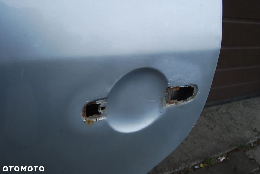 DRZWI LEWY TYŁ TYLNE VW TOURAN R115/ LA7W - 11