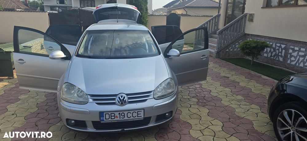 Volkswagen Golf 1.9 TDI Comfortline DPF - 9