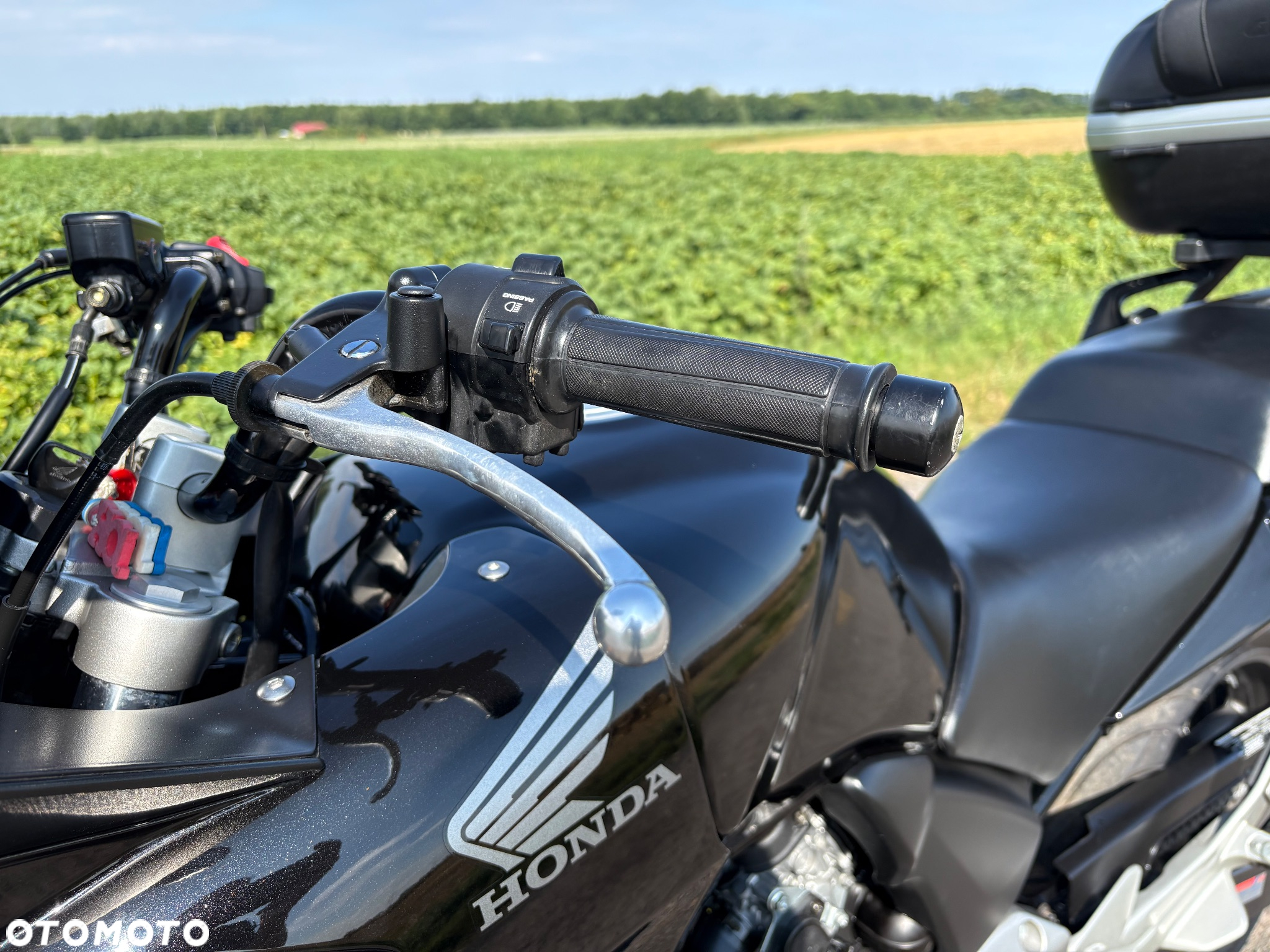 Honda CBF - 24